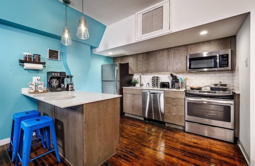 Old City Appartement | Charming 1BR in Philly with Courtyard View