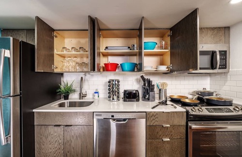 Old City Appartement | Charming 1BR in Philly with Courtyard View
