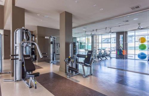 Chestnut Appartement | Charming 1BR Oasis KingBed FreeParking Wi-Fi