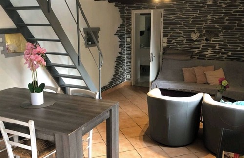 Beaufort-en-Anjou Maison | Charming 2-bedroom house in beautiful Beaufort-en-Anjou with WiFi