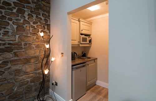 Donegal Maison | The Suite on The Diamond