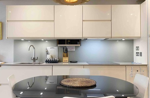 Vincent Square Appartement | Charming 2-Bed Apt with 2 bathtub central London