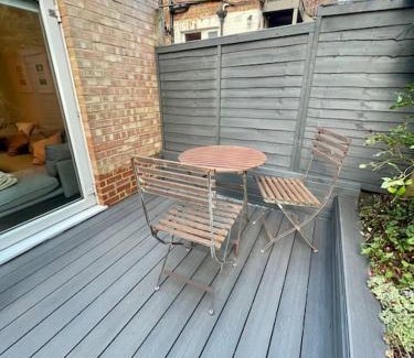 West Finchley Appartement | Charming 2 Bed Garden Flat in Finchley Central