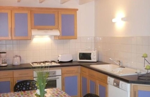 La Chambonie Cottage | Gîte rustique avec cheminée et jardin - idéal pour familles et activités hivernales