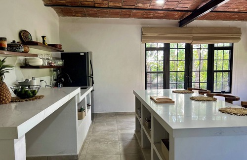 Platanitos Maison | Charming 2-bedroom house with WiFi, AC in fantastic Playa Platanitos