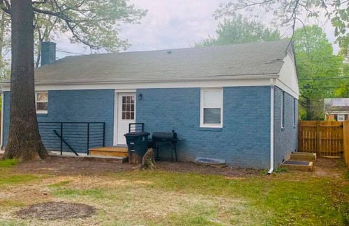 District Heights Maison | Charming 2-bedroom house with WiFi, AC in fabulous District Heights