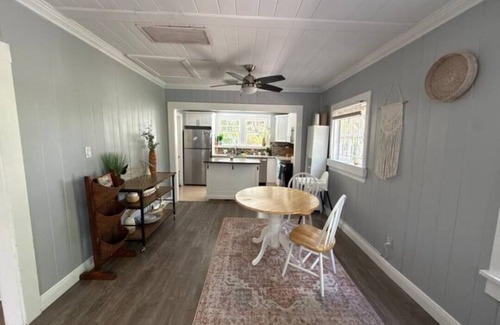 Palm Beach - West Palm Beach Maison | Charming 2-bedroom bungalow in perfect West Palm Beach, Northwood Harbor with AC