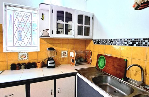 Woodbrook Appartement | Charming 2-bedroom apartment in lovely Woodbrook, Port of Spain with WiFi, AC