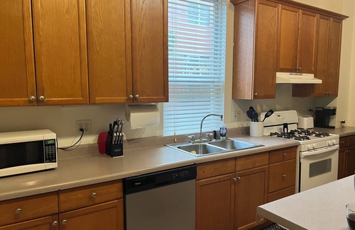 Wrigleyville Appartement | Charming 2-bedroom 2 blocks to Wrigley