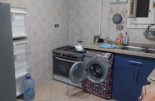 Ar-Raml 1 Appartement | Charming 2-bedroom apartment in enchanting Alexandria with WiFi, fitness room.