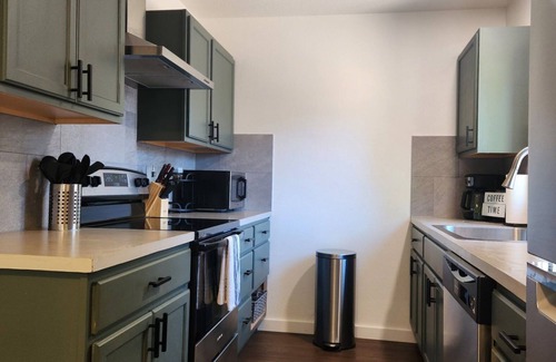 Grants Pass Appartement | Charming 2-bedroom apartment with WiFi, AC in pleasant Grants Pass