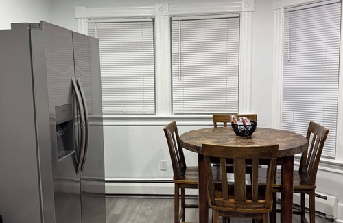 New London Appartement | Charming 2-bedroom apartment with WiFi, AC in wonderful New London