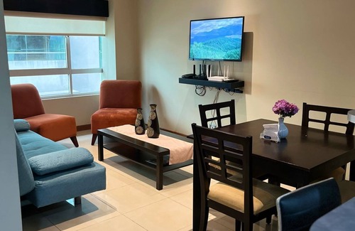 Guayaquil Appartement | Charming 2-bedroom apartment with AC, WiFi in beautiful Guayaquil