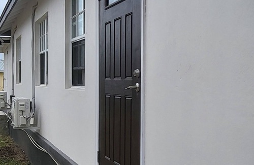 Newcastle Appartement | Charming 2-bedroom apartment in New Castle with WiFi, AC and full laundry