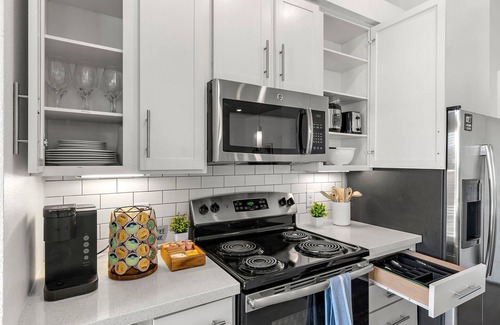 Montopolis Appartement | Charming 2-bedroom apartment with AC, Pool, Gym - Close to Airport and Downtown