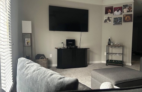 Kennesaw Appartement | Charming 2-Bedroom Apt with WiFi & Fitness Room, Near Truist Park in Metro ATL