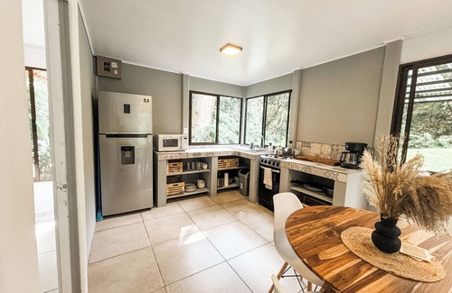 Concepcion Cottage | Charming 2 bedroom Atenas Jungle Hideaway/ 30 min to Airport/ 60 min to beach