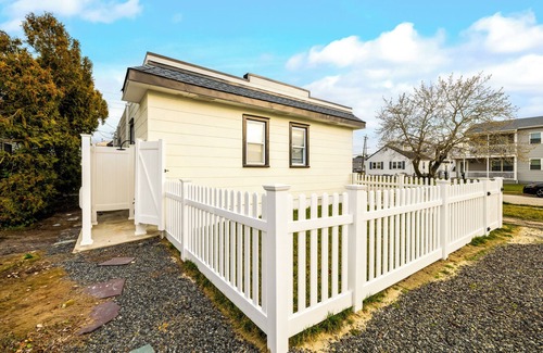 Southend Maison | Charming 2-bedroom bungalow with WiFi, AC in Brigantine