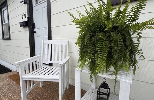 Southend Maison | Charming 2-bedroom bungalow with WiFi, AC in Brigantine