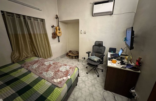 Pitampura Lit Et Petit-Déjeuner | Charming 2-bedroom bed & breakfast with WiFi, AC in phenomenal Delhi