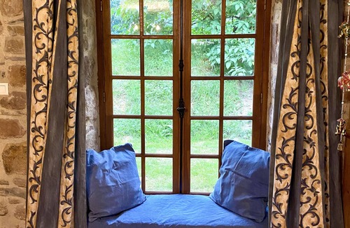 Curemonte Cottage | Cottage de CARACTÈRE en pleine NATURE, accès PISCINE et SALLE DE JEUX