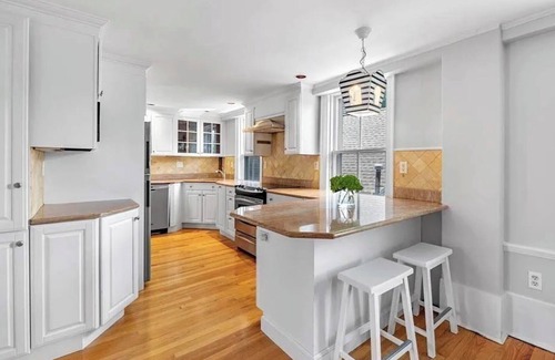 Marblehead Copropriété | Charming 2-bedroom condo with parking in Old Town Marblehead, minutes to Salem