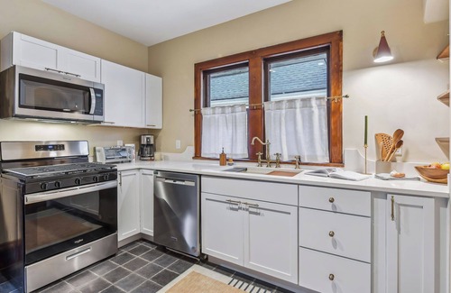 Summit - University Copropriété | Charming 2-bedroom condo in wonderful Saint Paul with Balcony