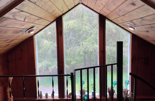 Gilboa Cabine | Charming 2-bedroom cabin in enchanting Gilboa with WiFi
