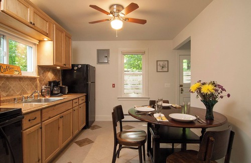 Phoenicia Cottage | Charming 2-bedroom cottage with WiFi and AC in fabulous Phoenicia