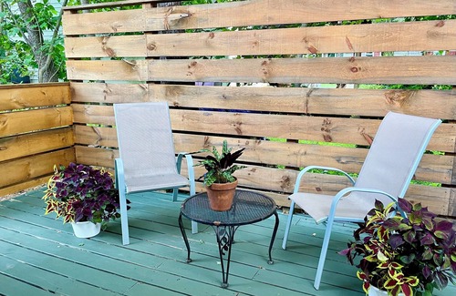 Phoenicia Cottage | Charming 2-bedroom cottage with WiFi and AC in fabulous Phoenicia