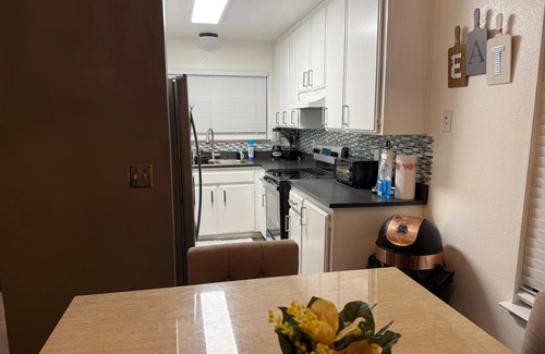 Hercules Copropriété | Charming 2-bedroom condo with AC and WiFi in wonderful Hercules