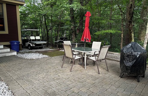 Summer Village Cottage | Charming 2-bedroom cottage in Westford, sandy beach, 2 pools, restaurant on site