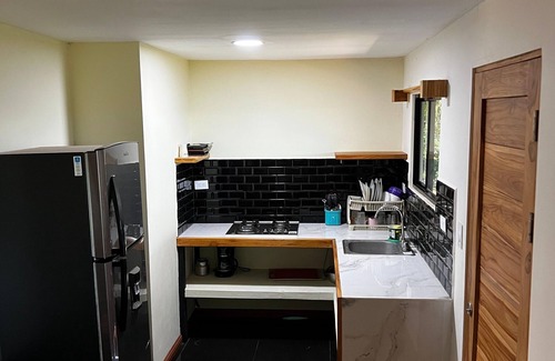 Manzanillo Maison | Charming 2-bedroom house in delightful Manzanillo with AC