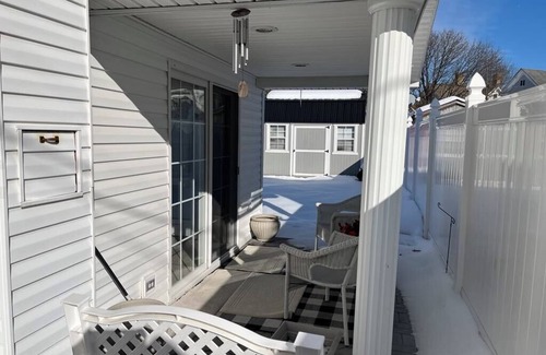 Buckhannon Maison | Charming 2-bedroom house with AC, WiFi in Buckhannon