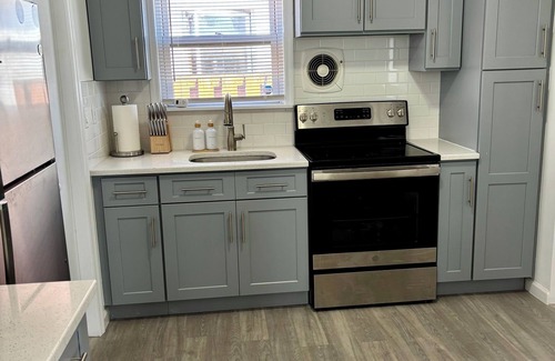Long Beach Maison | Charming 2-bedroom house in fantastic Long Beach with WiFi