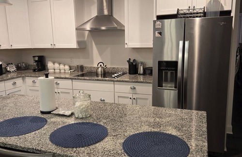 Moundville Maison | Charming 2-bedroom house in Pleasant Moundville with WiFi, AC