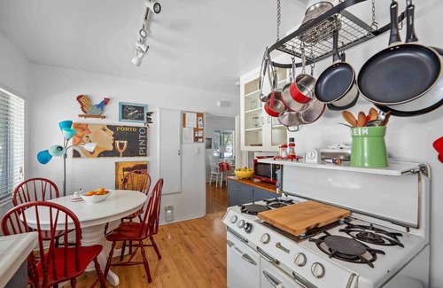 Ojai Maison | Charming 2 bedroom home located steps from downtown Ojai - walk to everything!