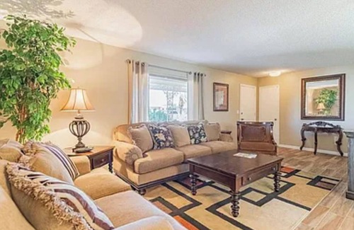 Sun City Maison | Charming 2-bedroom house in fabulous Sun City 55+ community