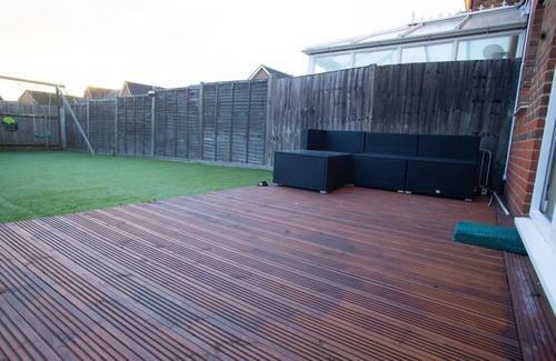 Thamesmead East Maison | Charming 2-Bedroom House