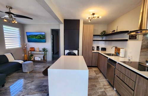 Fajardo Maison | Charming 2-bedroom house in the heart of the city of Fajardo, PR with WiFi, AC