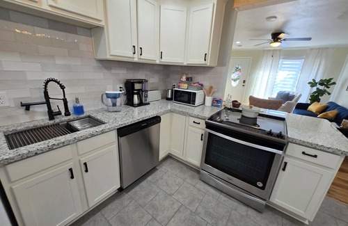 Lubbock Maison | Charming 2-bedroom house in Lubbock TX, Walking Distance from Texas Tech