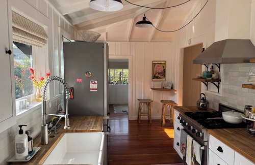 Ojai Maison | Charming 2-bedroom house steps from downtown Ojai.