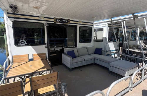 River Ridge Location De Bateaux | Charming 2-bedroom house boat on St John’s River in peaceful DeLand “Exeter”