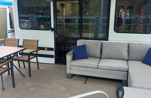 River Ridge Location De Bateaux | Charming 2-bedroom house boat on St John’s River in peaceful DeLand “Exeter”