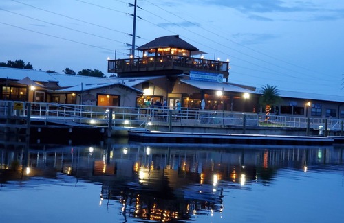 River Ridge Location De Bateaux | Charming 2-bedroom house boat on St John’s River in peaceful DeLand “Exeter”