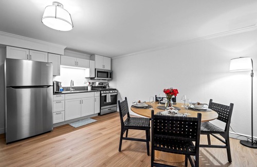 Southeast Maison | Charming 2-bedroom house in Hampden Denver Area - Near Tech Center