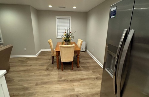Etta Maison | Charming 2-bedroom house 20 miles from stadium
