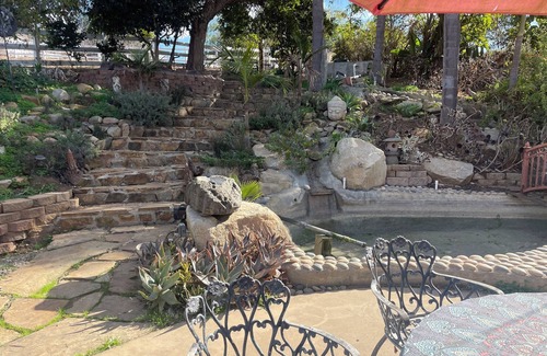 Vista Maison | Charming 2-bedroom house with WiFi, AC in welcoming Vista