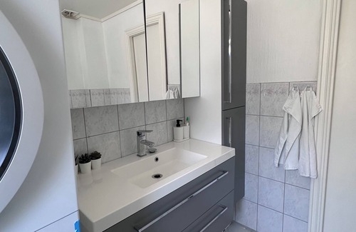 Fyllingsdalen Appartement | Charming 2-bedroom in sheared apartment in lovely Bergen with WiFi, AC