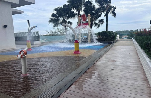 Central District Appartement | Charming 2-bedroom apartment with fitness room, WiFi in delightful Johor Bahru